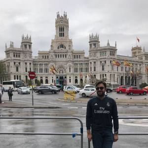 Meet your Posher, Adam